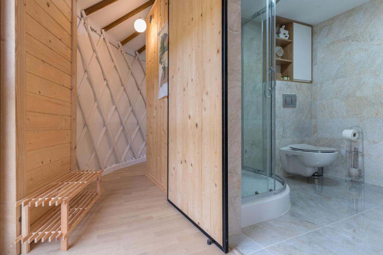 Gorski Glamping - Caloroczne Jurty Z Widokiem Tylmanowa Exterior foto